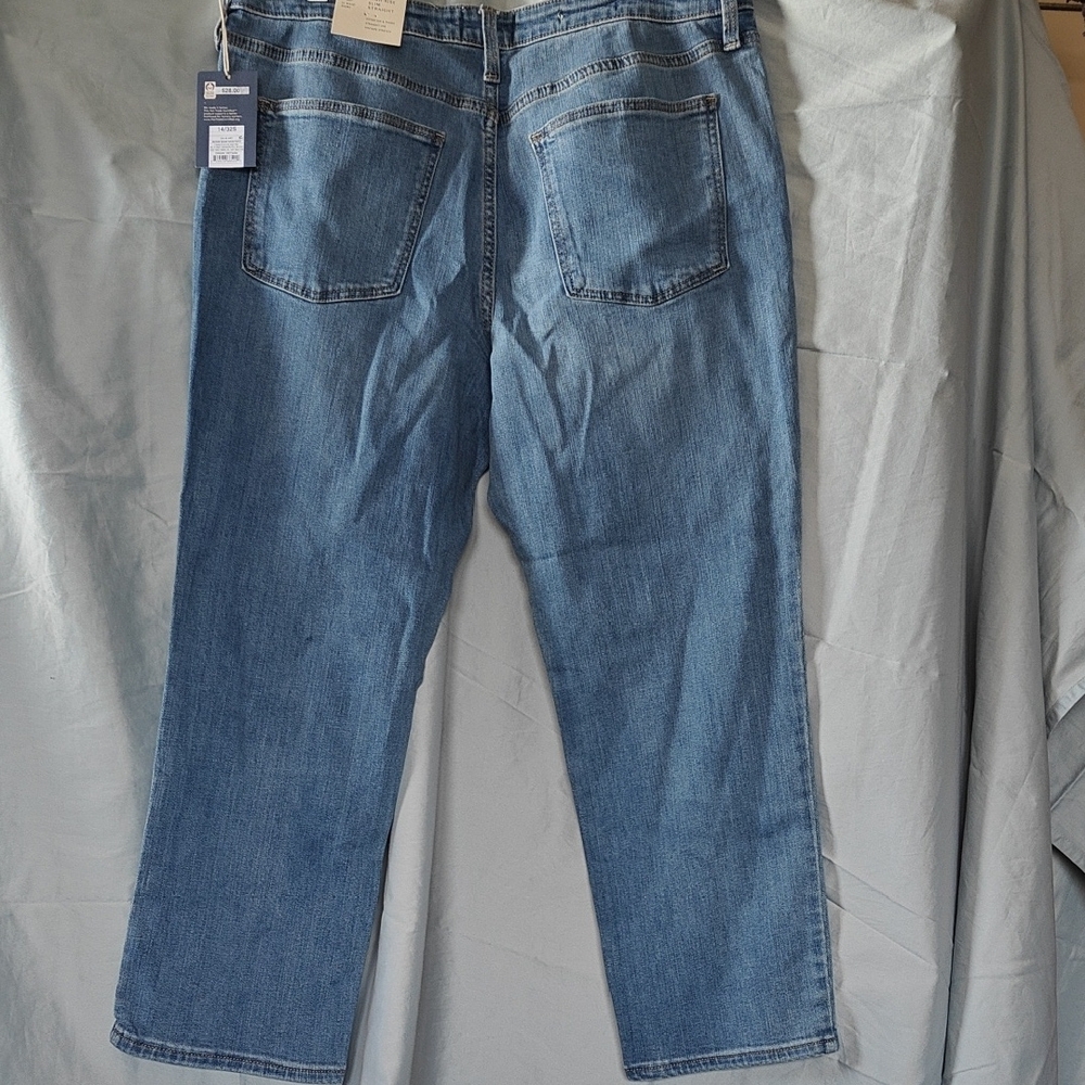 Universal Thread High Rise Light Blue Jeans - Picture 4 of 5